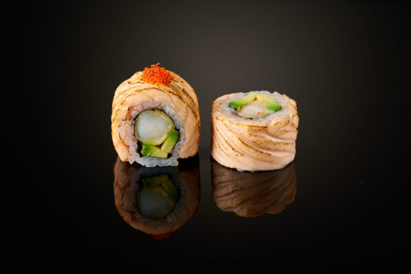 Aburi Salmon Prawn Maki (8 pcs.)