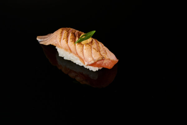 Aburi Salmon Nigiri (2 pcs.)