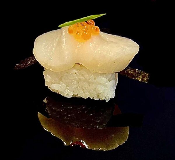 Scallop Ikura Nigiri (2pcs)